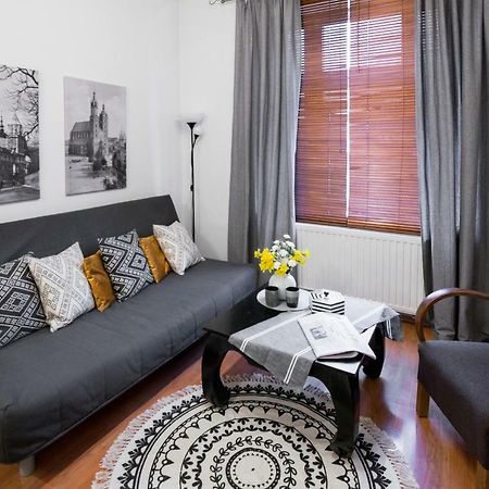 Cichy Apartament Obok Wawelu Tarlowska Краков Экстерьер фото